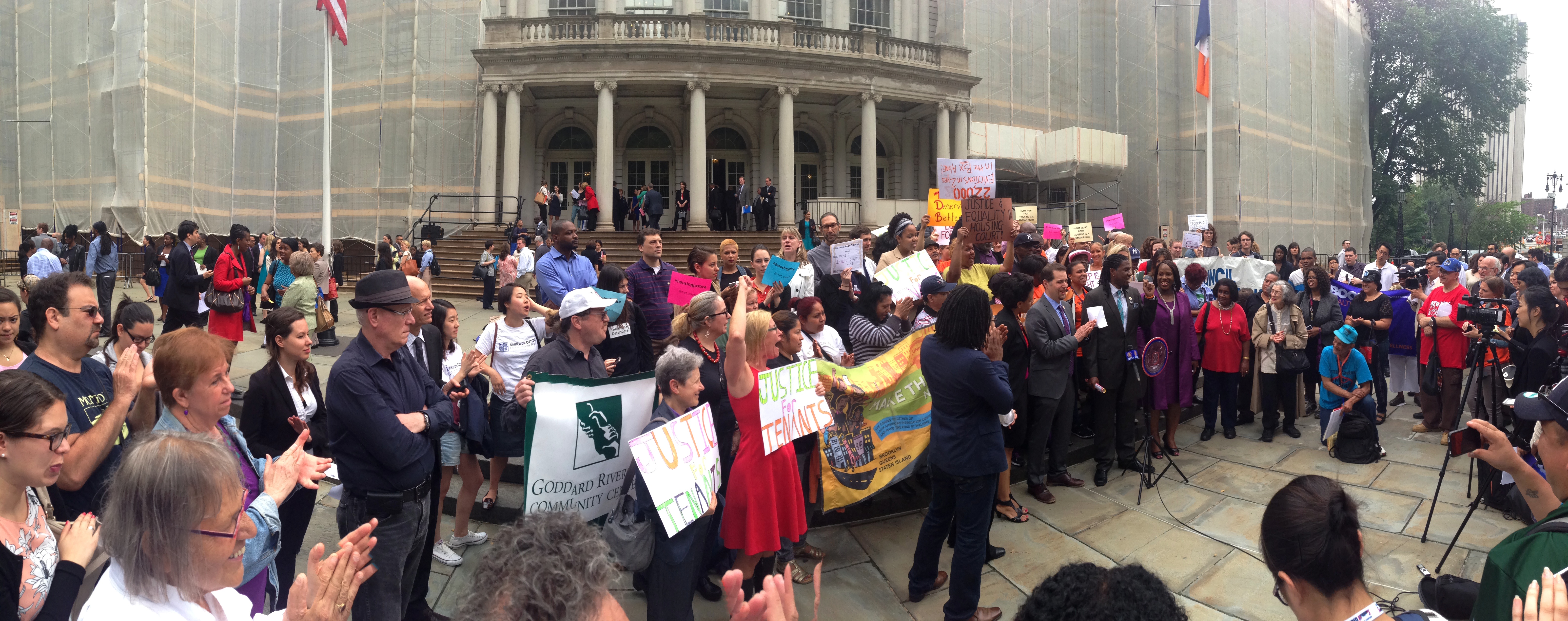 The Bronx Defenders Joins Rally to Demand Justice in Housing Court!